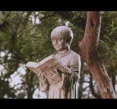 «El libro de piedra: Un escalofriante laberinto de suspenso y&nbsp;terror»